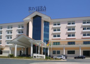 Riviera_front